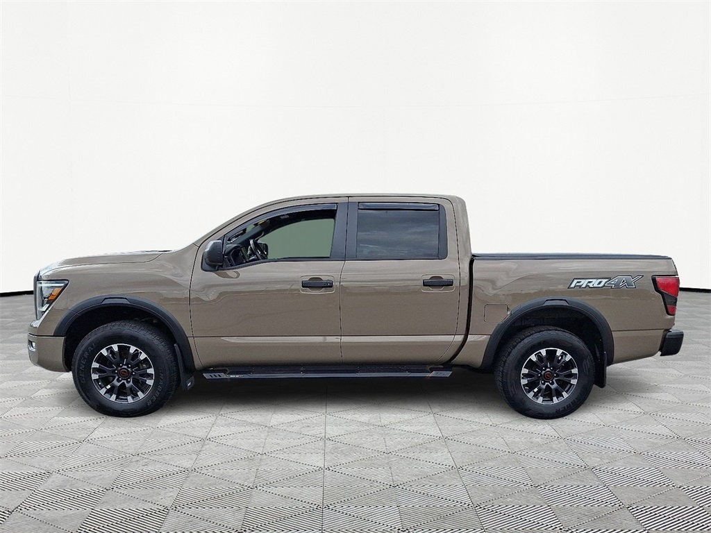 2023 Nissan Titan PRO-4X - Photo 4