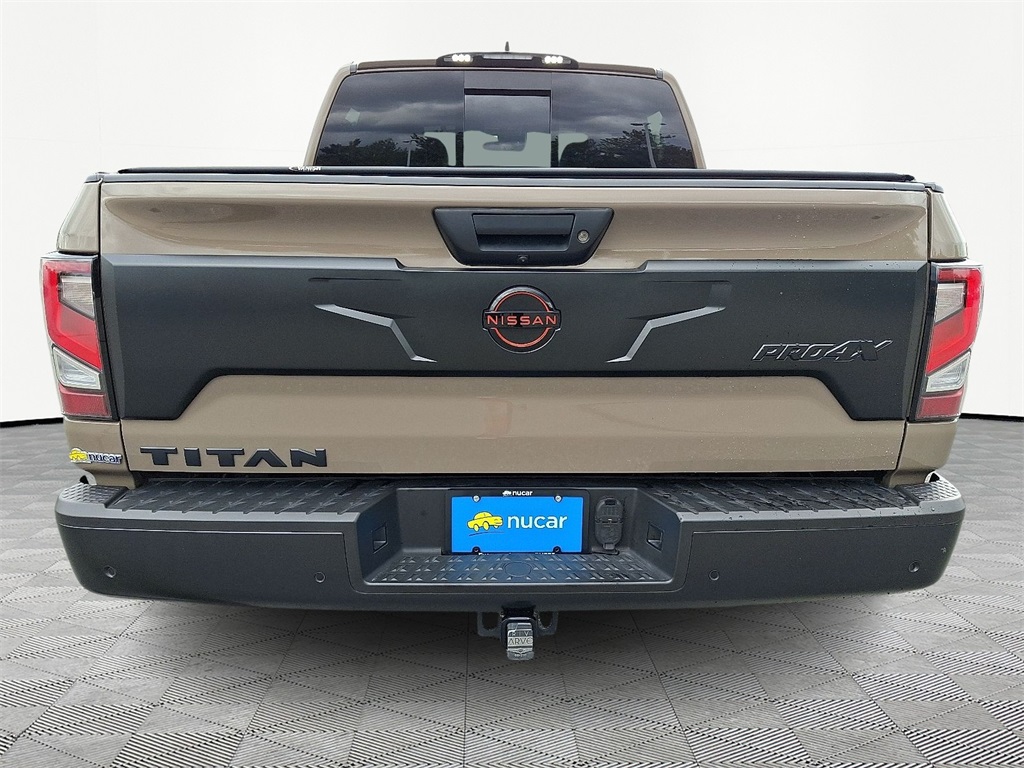2023 Nissan Titan PRO-4X - Photo 6
