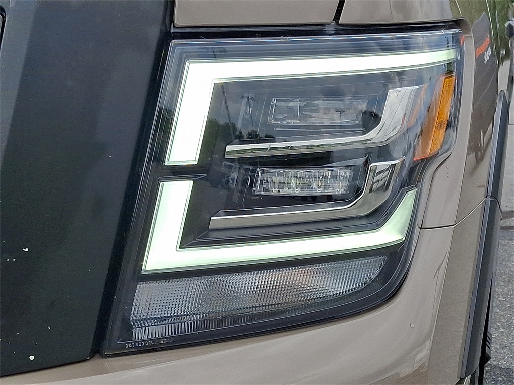 2023 Nissan Titan PRO-4X - Photo 10