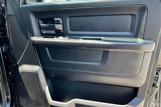 2016 Ram 1500 Tradesman - Photo 12