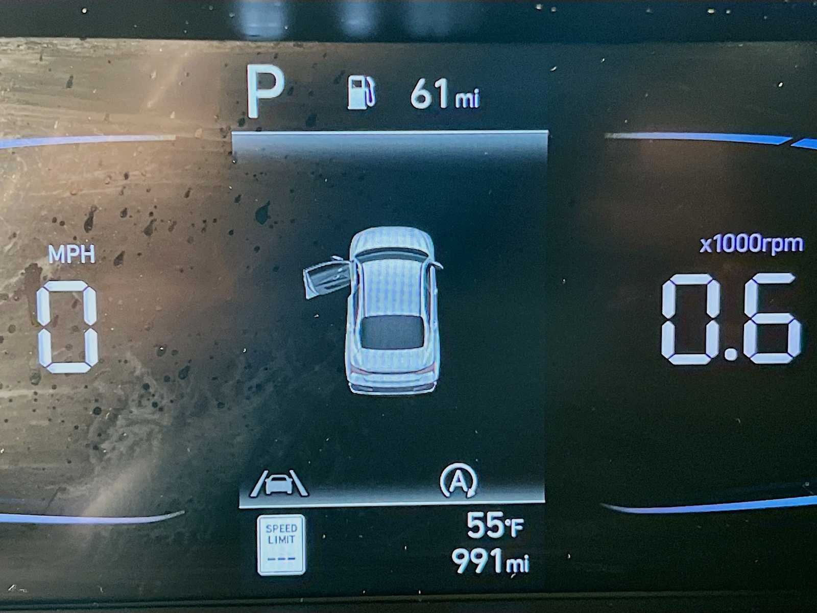 2024 Hyundai Elantra SE - Photo 12