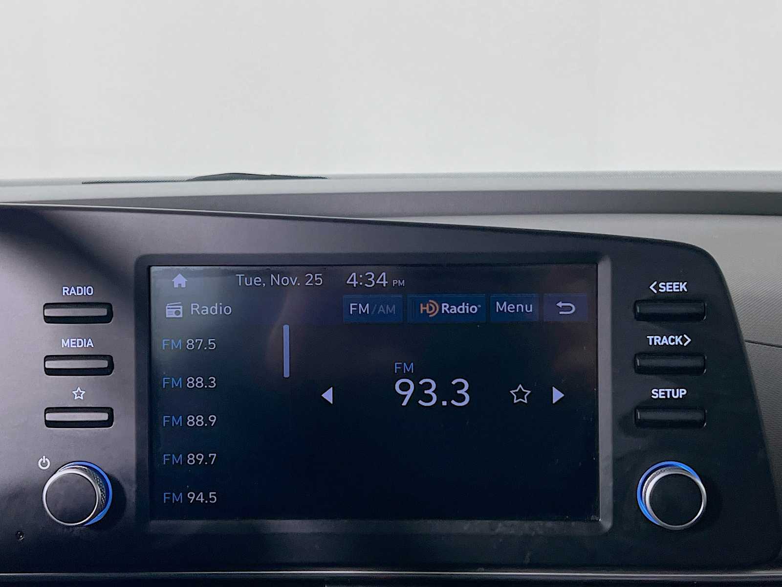 2024 Hyundai Elantra SE - Photo 14