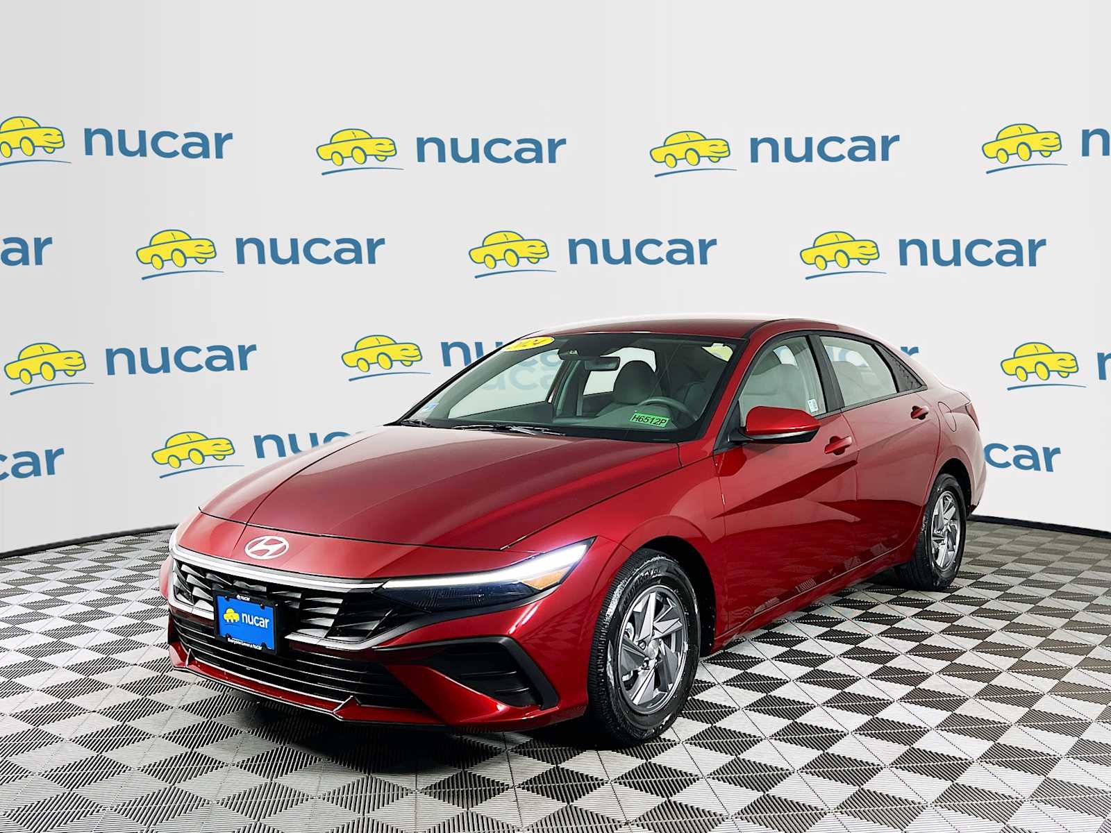 2024 Hyundai Elantra SE - Photo 3