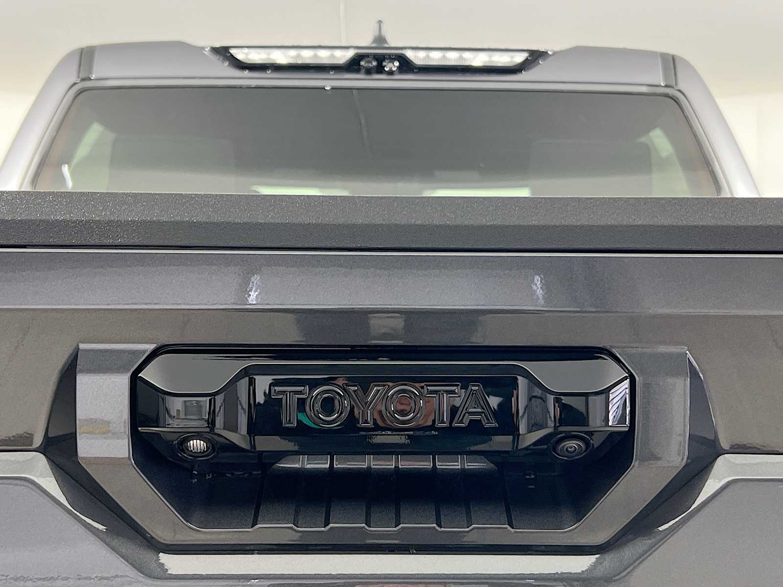 2026 Toyota Tundra Limited - Photo 18