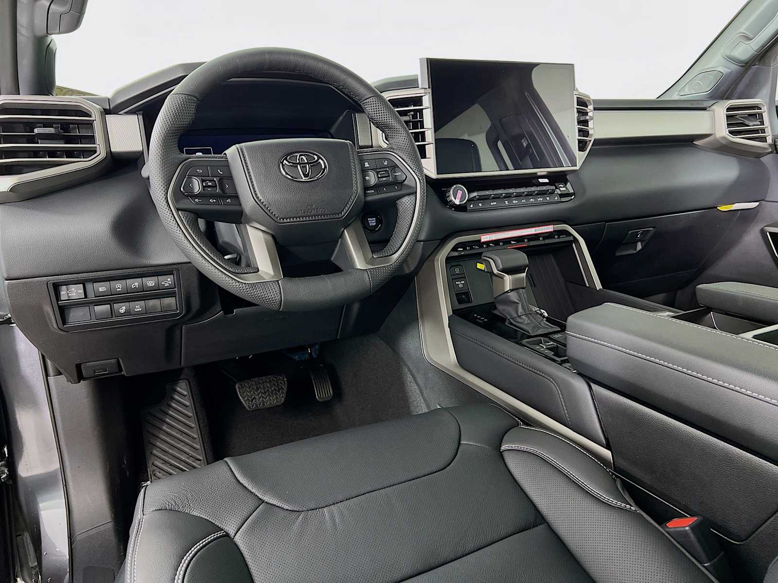 2026 Toyota Tundra Limited - Photo 6