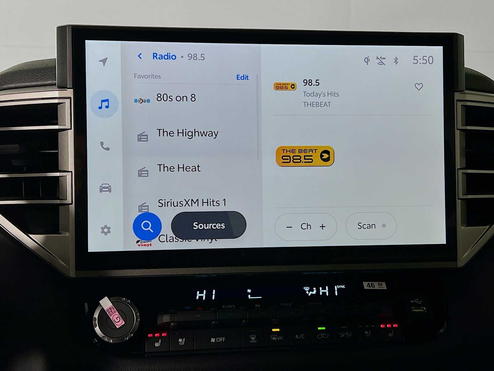 2026 Toyota Tundra Limited - Photo 8