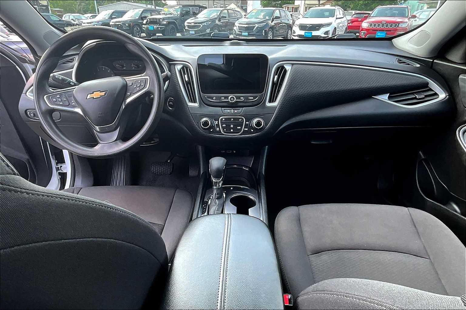 2023 Chevrolet Malibu LT - Photo 21