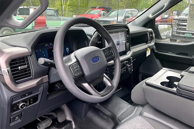 2025 Ford F-150 XL - Photo 7