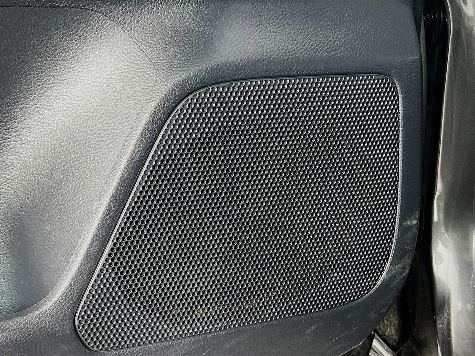 2018 Toyota Tacoma SR5 - Photo 18