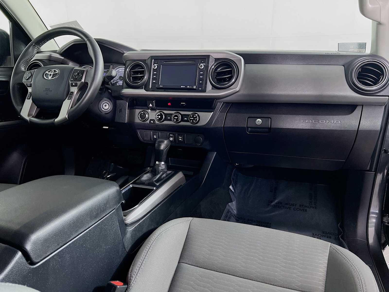 2018 Toyota Tacoma SR5 - Photo 26