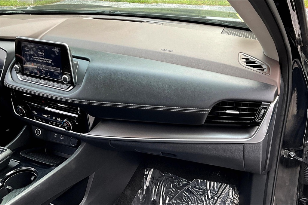 2022 Nissan Rogue SV - Photo 13