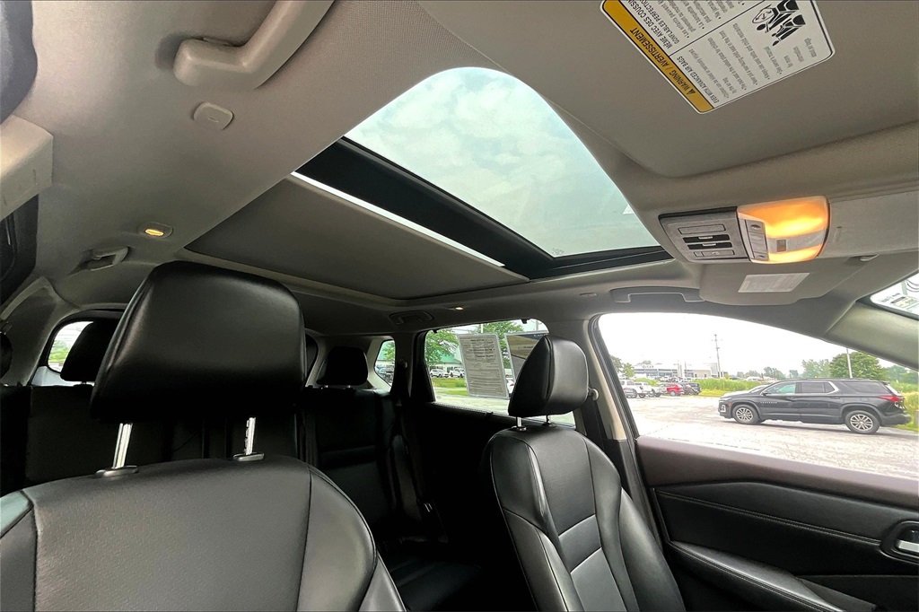 2022 Nissan Rogue SV - Photo 22