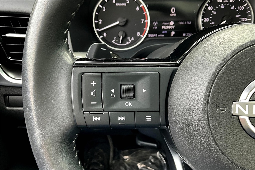 2022 Nissan Rogue SV - Photo 23