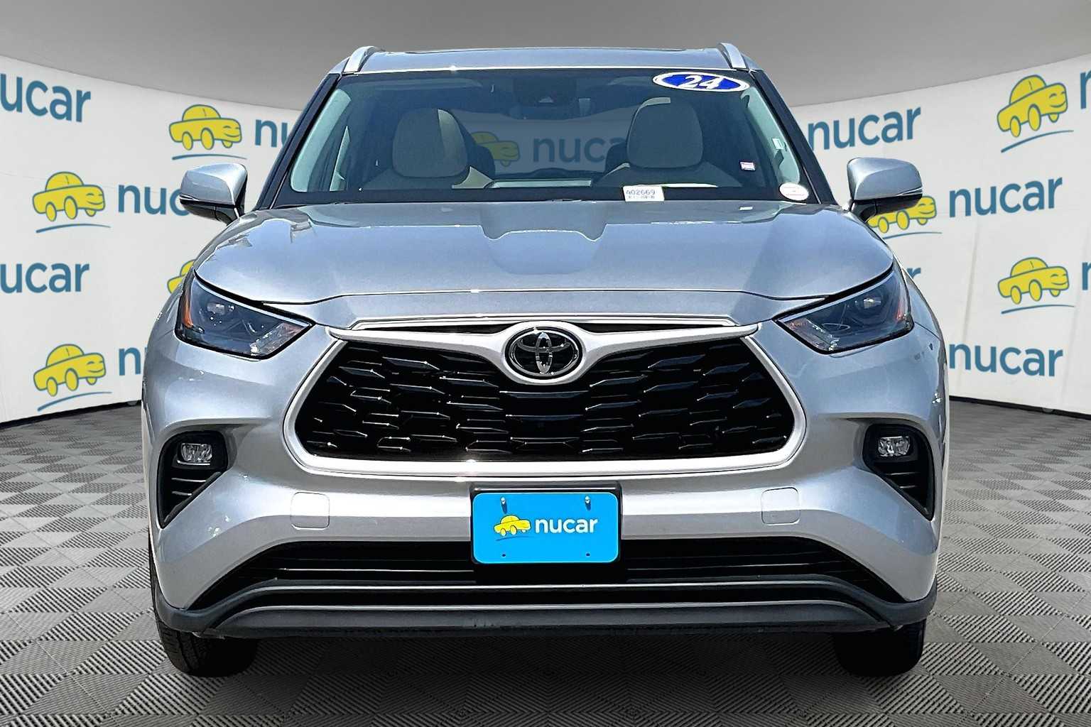 2024 Toyota Highlander XLE - Photo 2