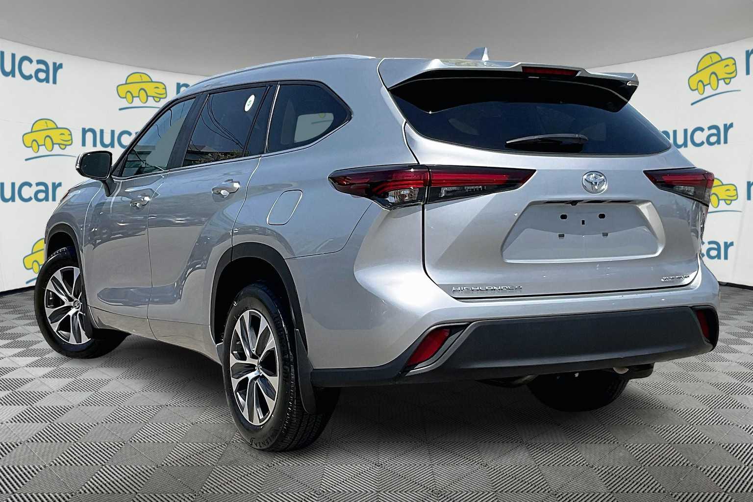 2024 Toyota Highlander XLE - Photo 4