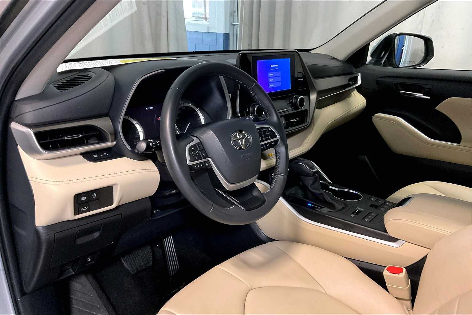 2024 Toyota Highlander XLE - Photo 8
