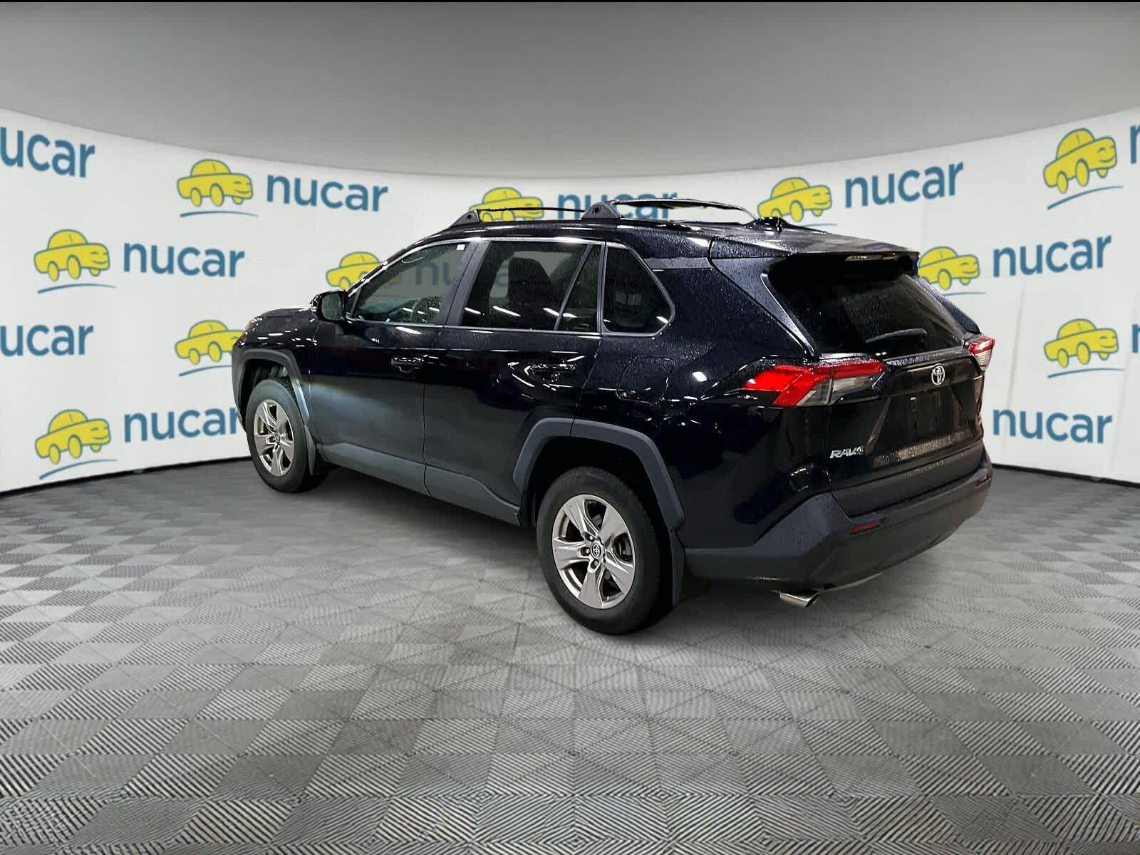 2023 Toyota RAV4 XLE - Photo 3