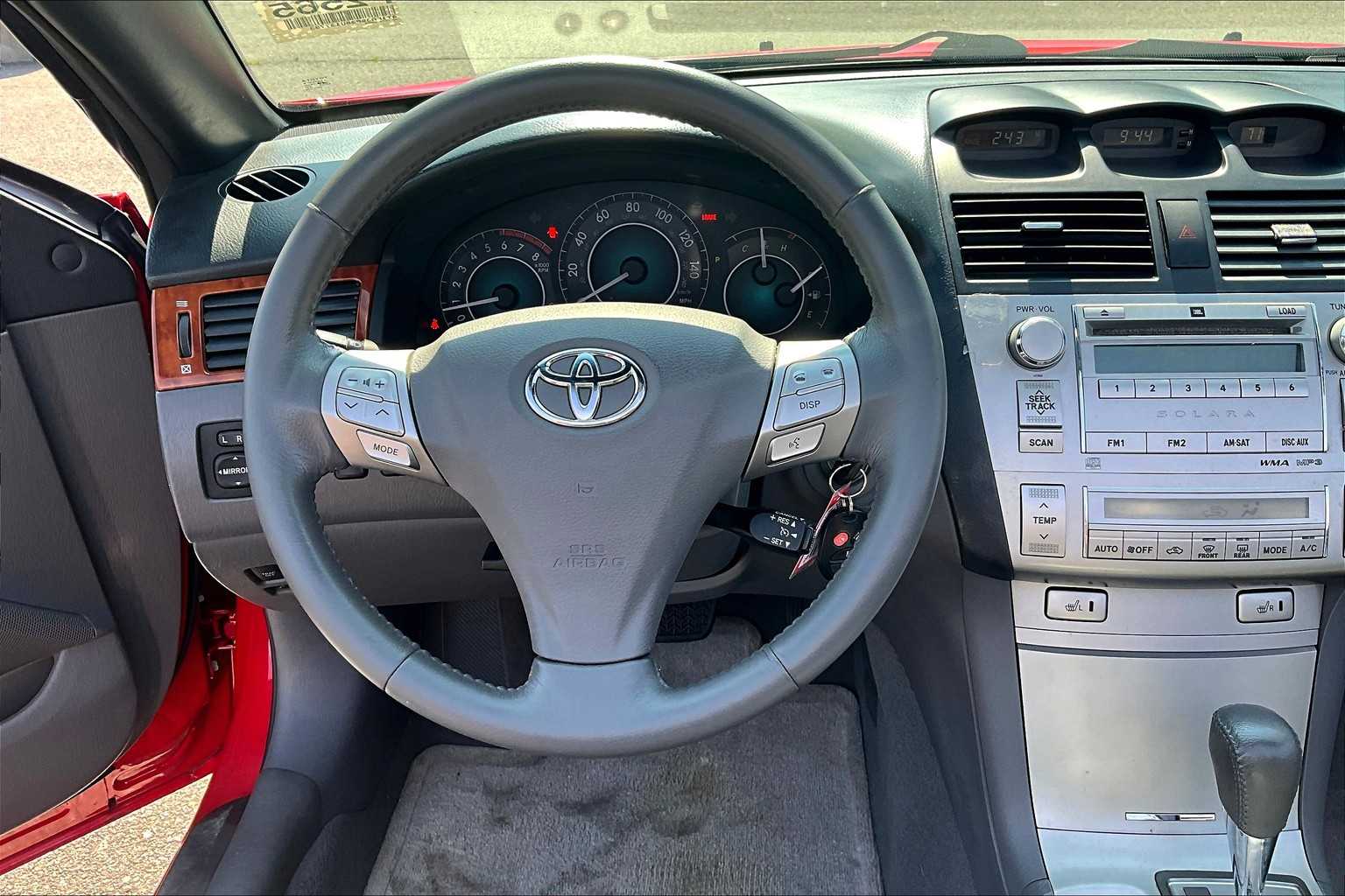 2008 Toyota Camry Solara SLE - Photo 17