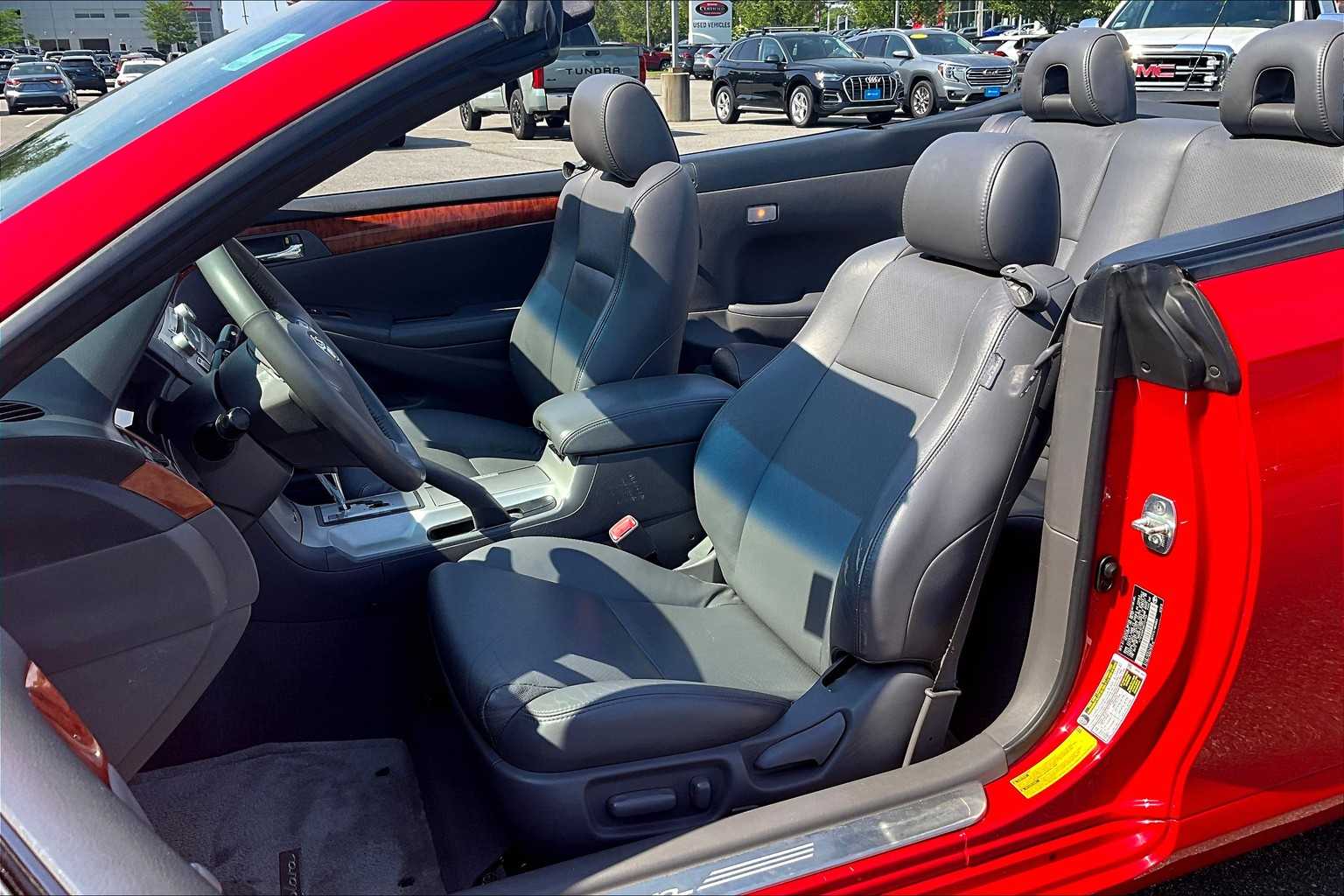 2008 Toyota Camry Solara SLE - Photo 10