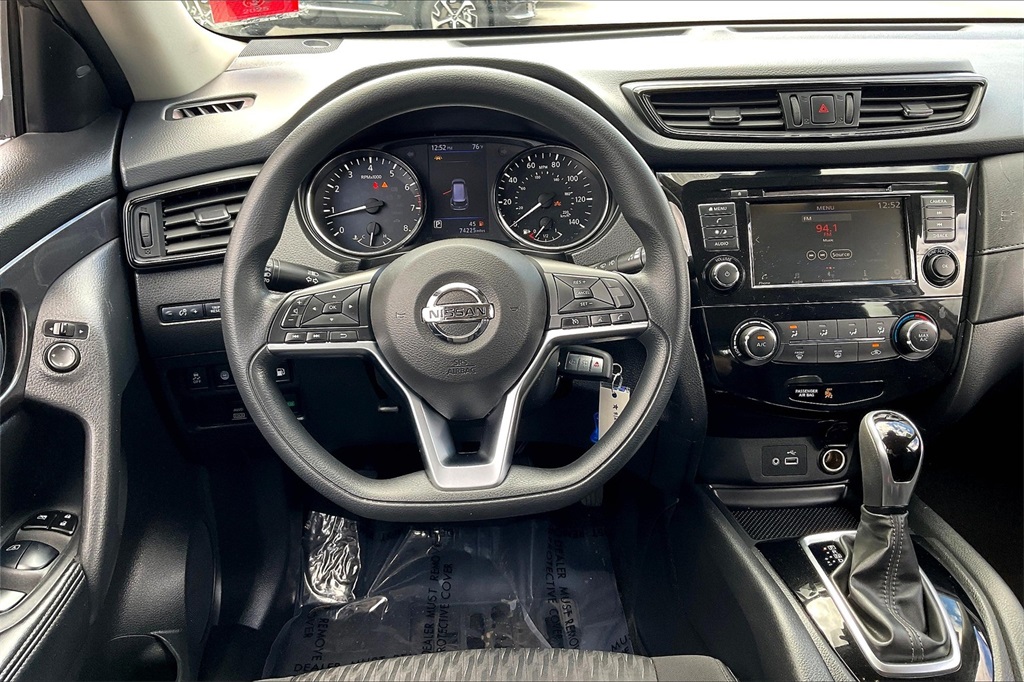 2019 Nissan Rogue S - Photo 16