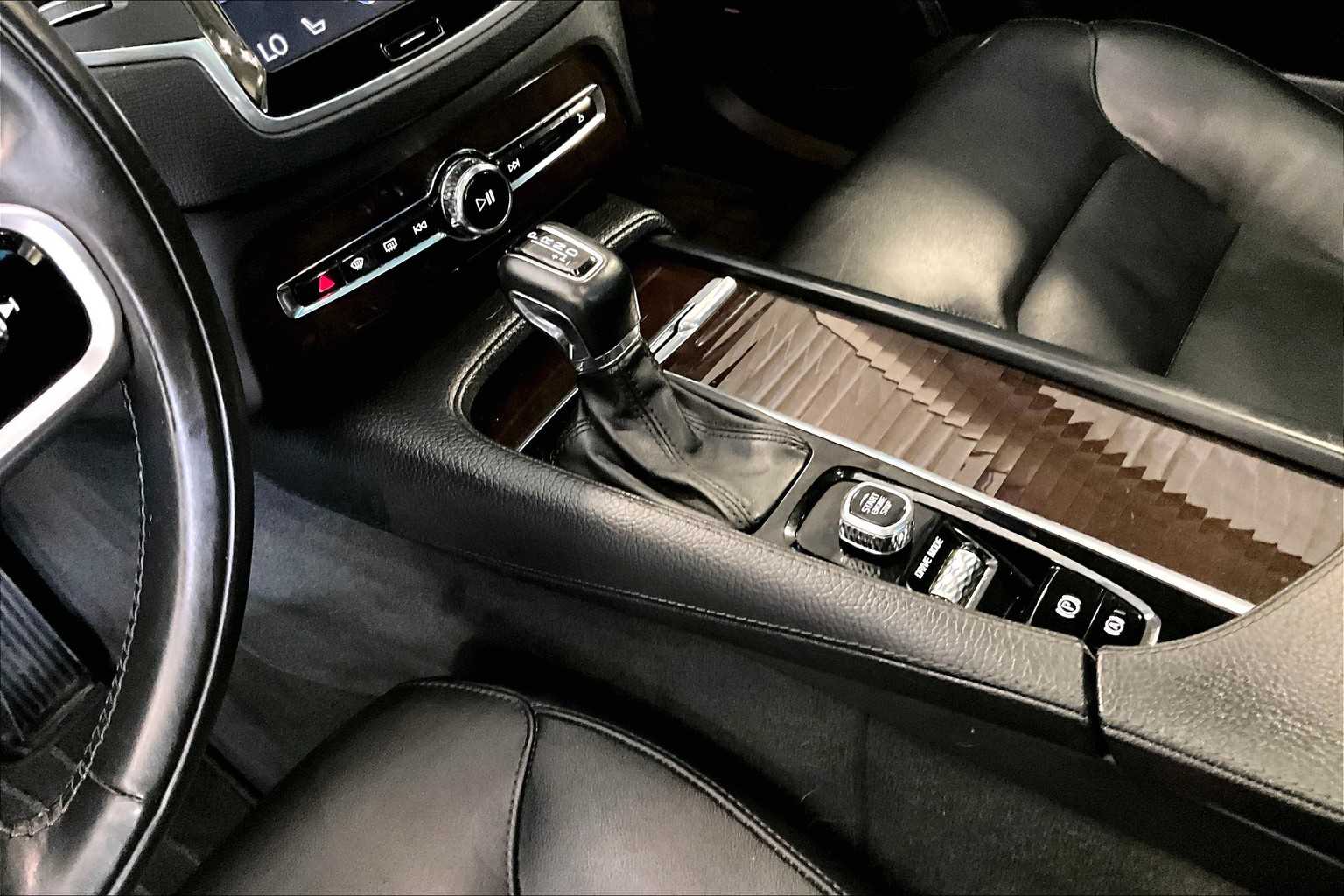 2018 Volvo XC90 Momentum - Photo 21