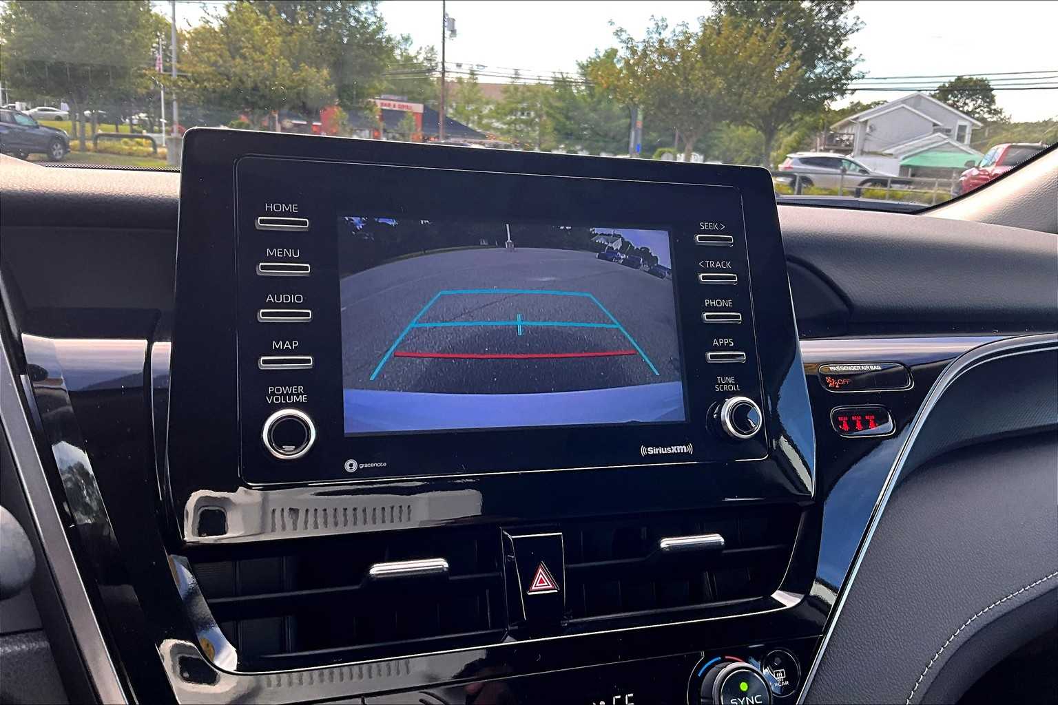 2023 Toyota Camry LE - Photo 19