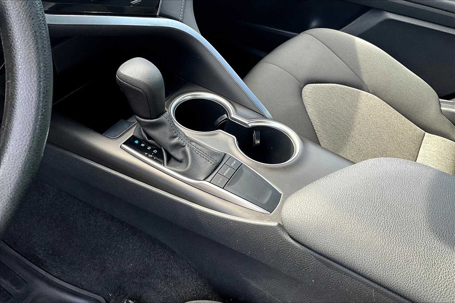 2023 Toyota Camry LE - Photo 20