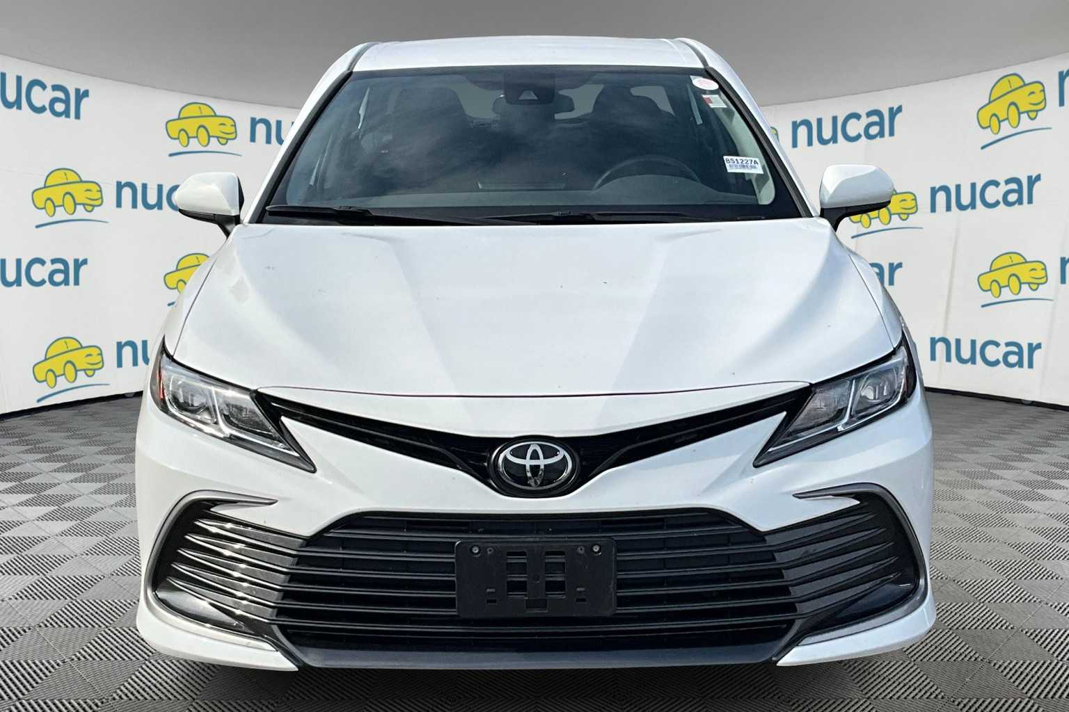 2023 Toyota Camry LE - Photo 2