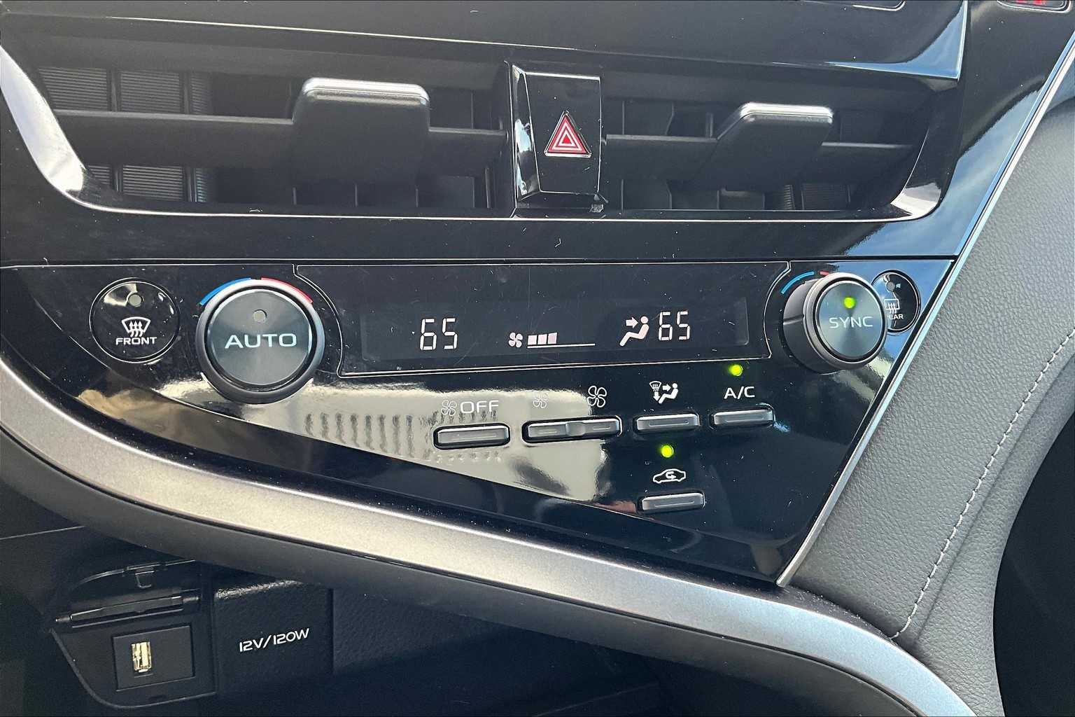 2023 Toyota Camry LE - Photo 26