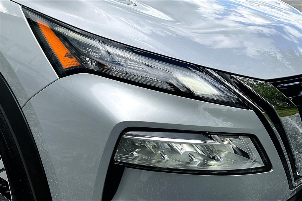 2022 Nissan Rogue SV - Photo 33