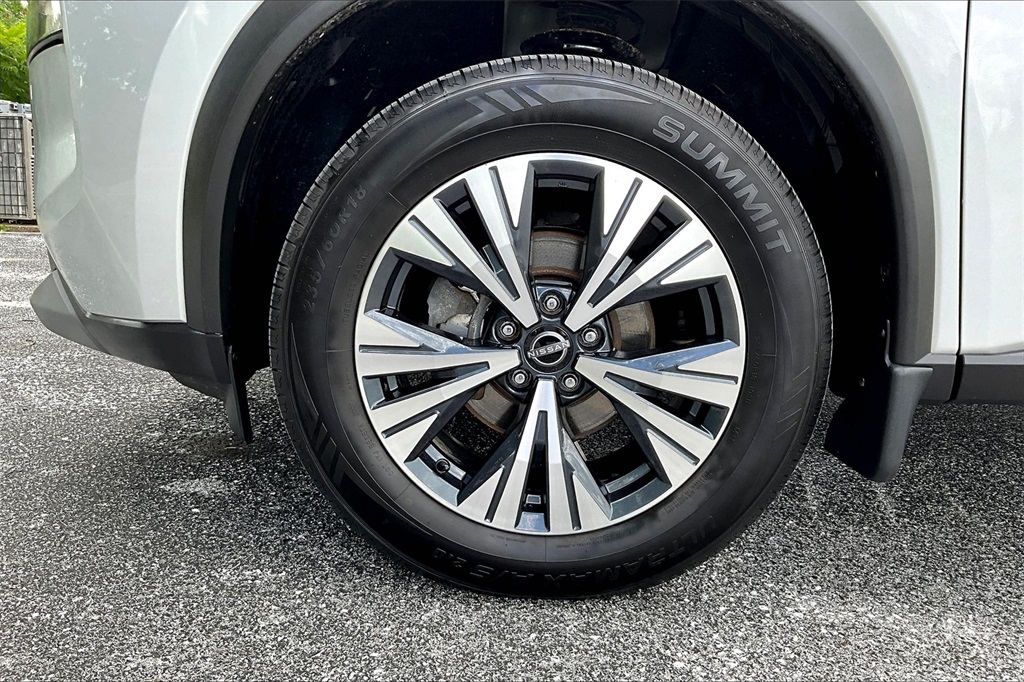 2022 Nissan Rogue SV - Photo 7
