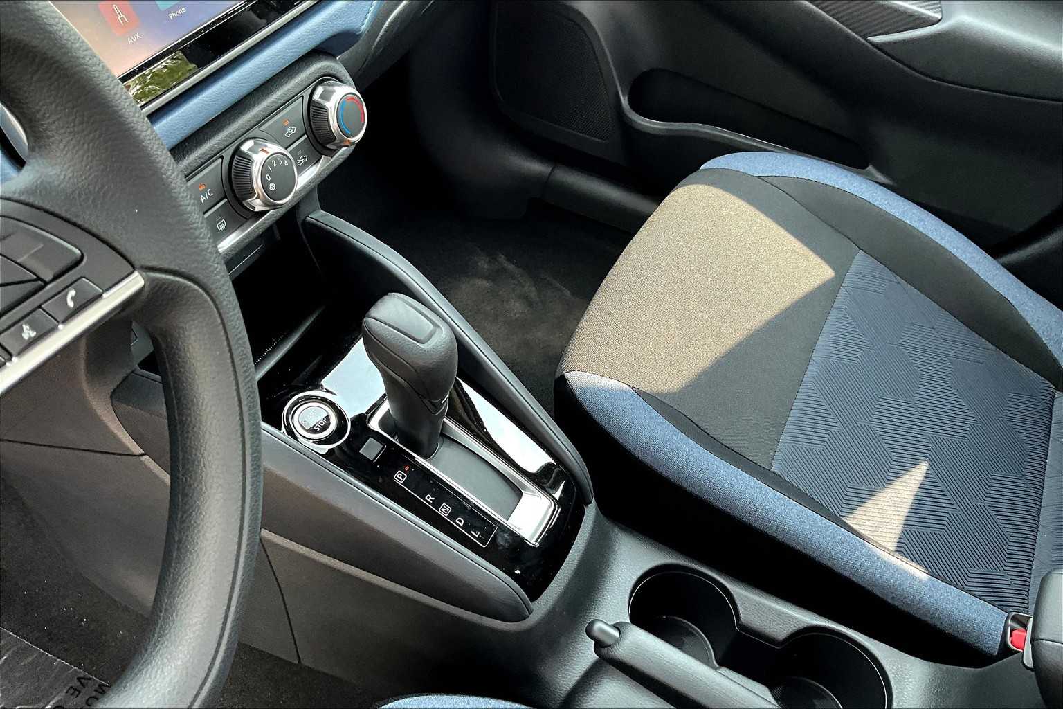 2025 Nissan Versa SV - Photo 14