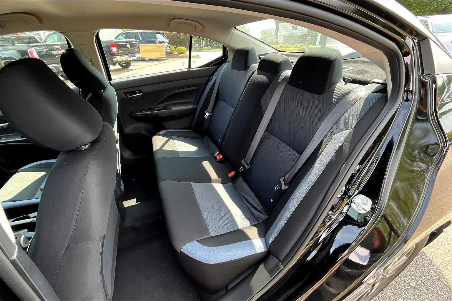 2025 Nissan Versa SV - Photo 15