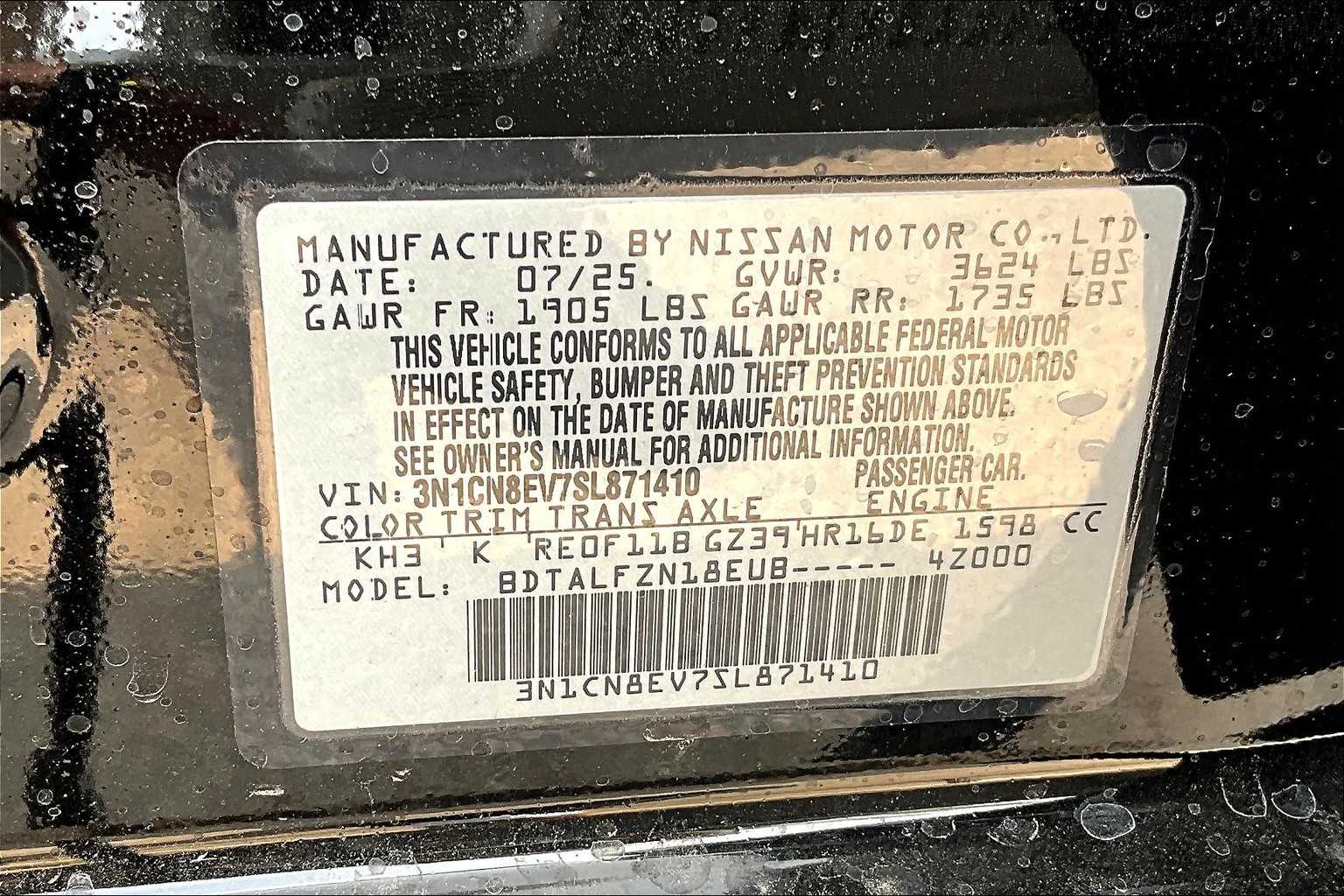 2025 Nissan Versa SV - Photo 17