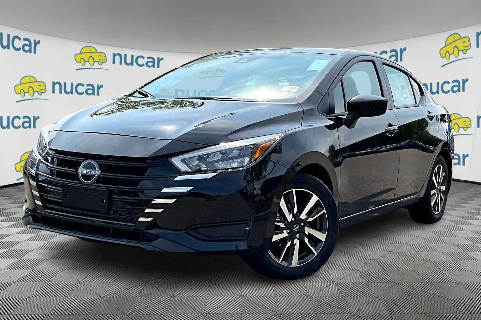 2025 Nissan Versa SV - Photo 4