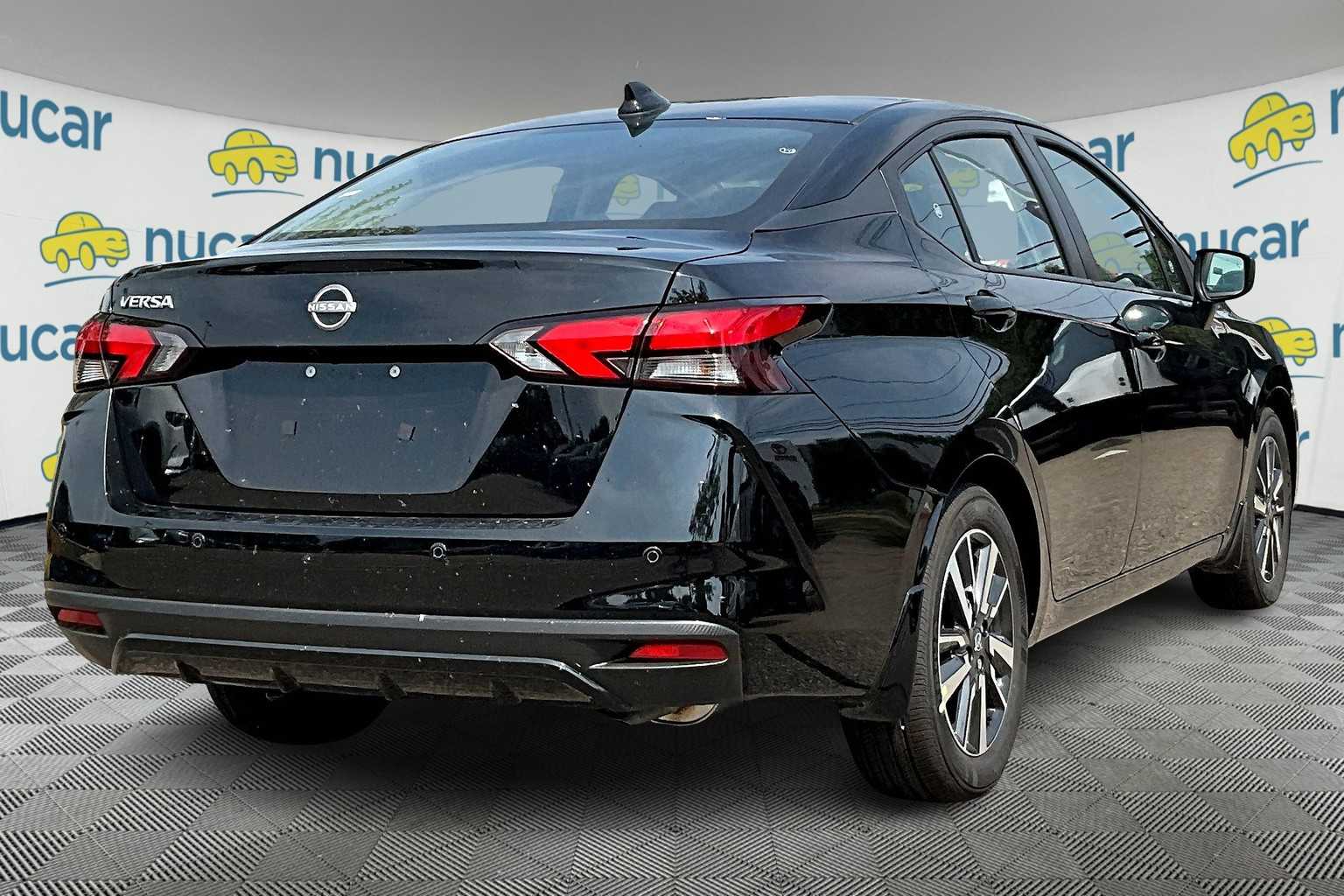 2025 Nissan Versa SV - Photo 7
