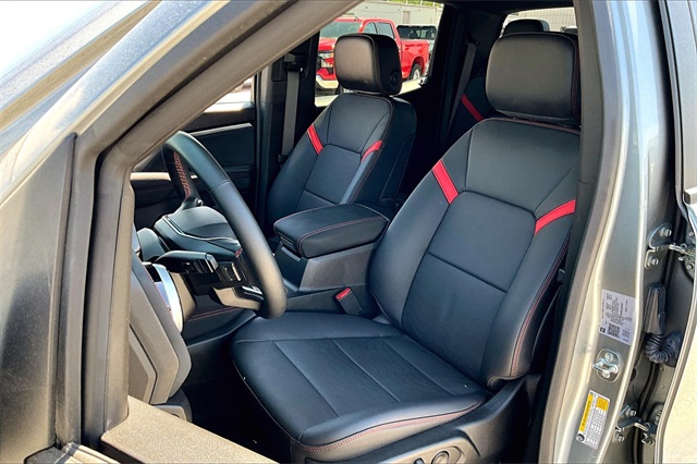 2024 Chevrolet Colorado Z71 - Photo 10
