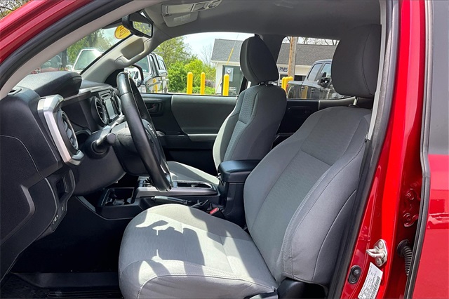 2019 Toyota Tacoma SR5 - Photo 20