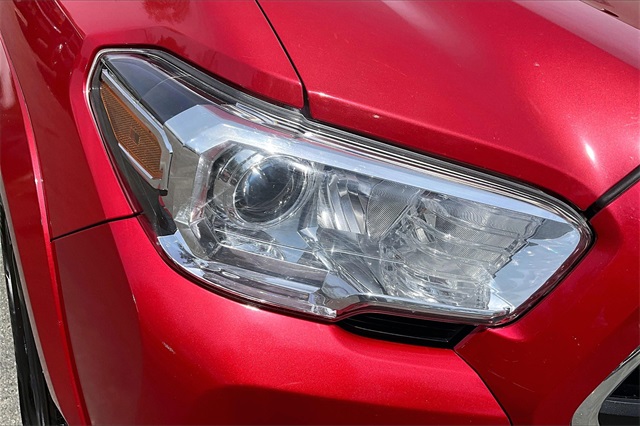 2019 Toyota Tacoma SR5 - Photo 31