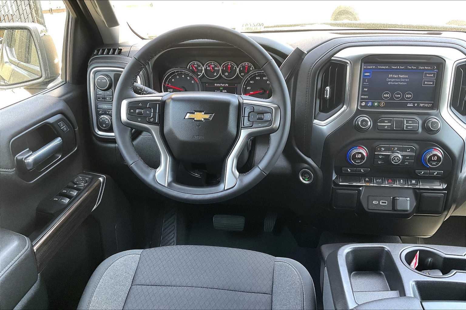 2022 Chevrolet Silverado 1500 LTD LT - Photo 17
