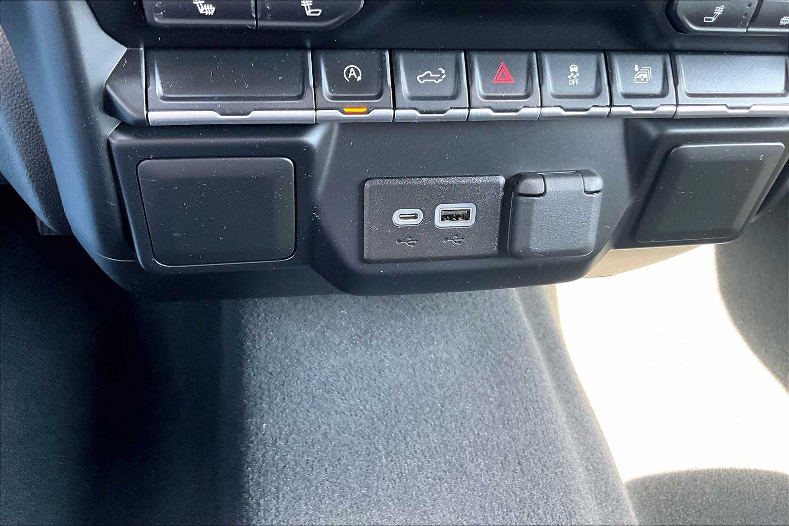 2022 Chevrolet Silverado 1500 LTD LT - Photo 26