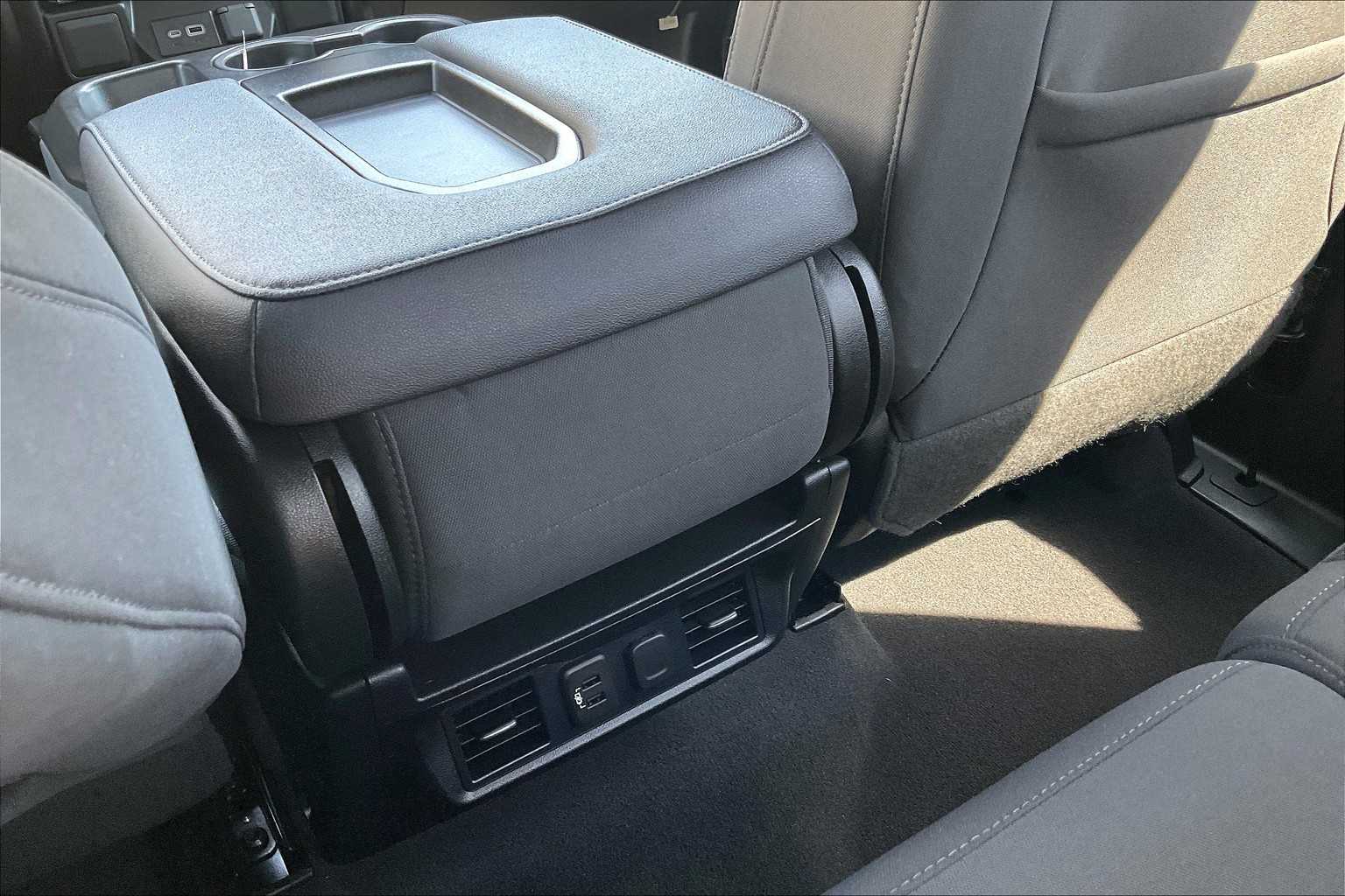 2022 Chevrolet Silverado 1500 LTD LT - Photo 27