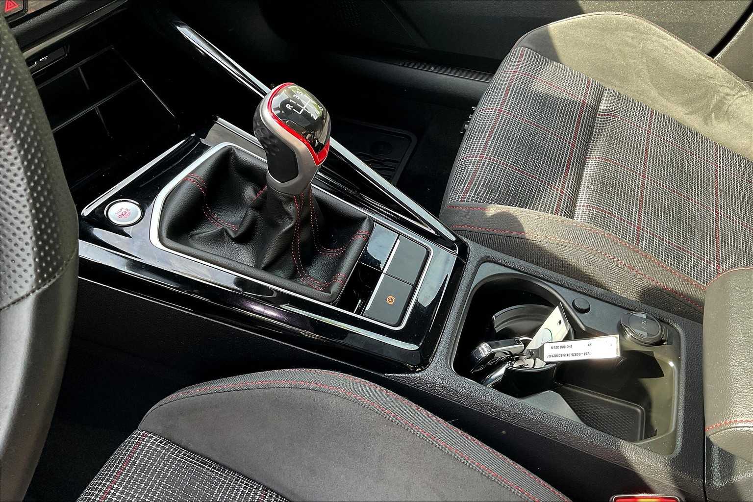 2024 Volkswagen Golf GTI 380 SE - Photo 20