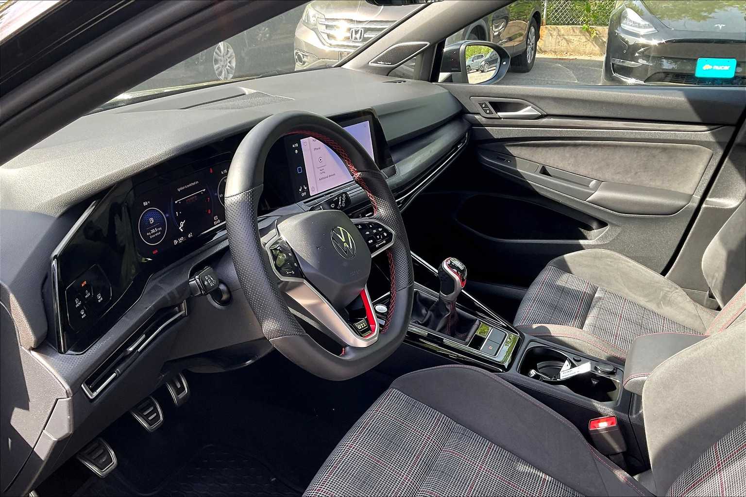 2024 Volkswagen Golf GTI 380 SE - Photo 8