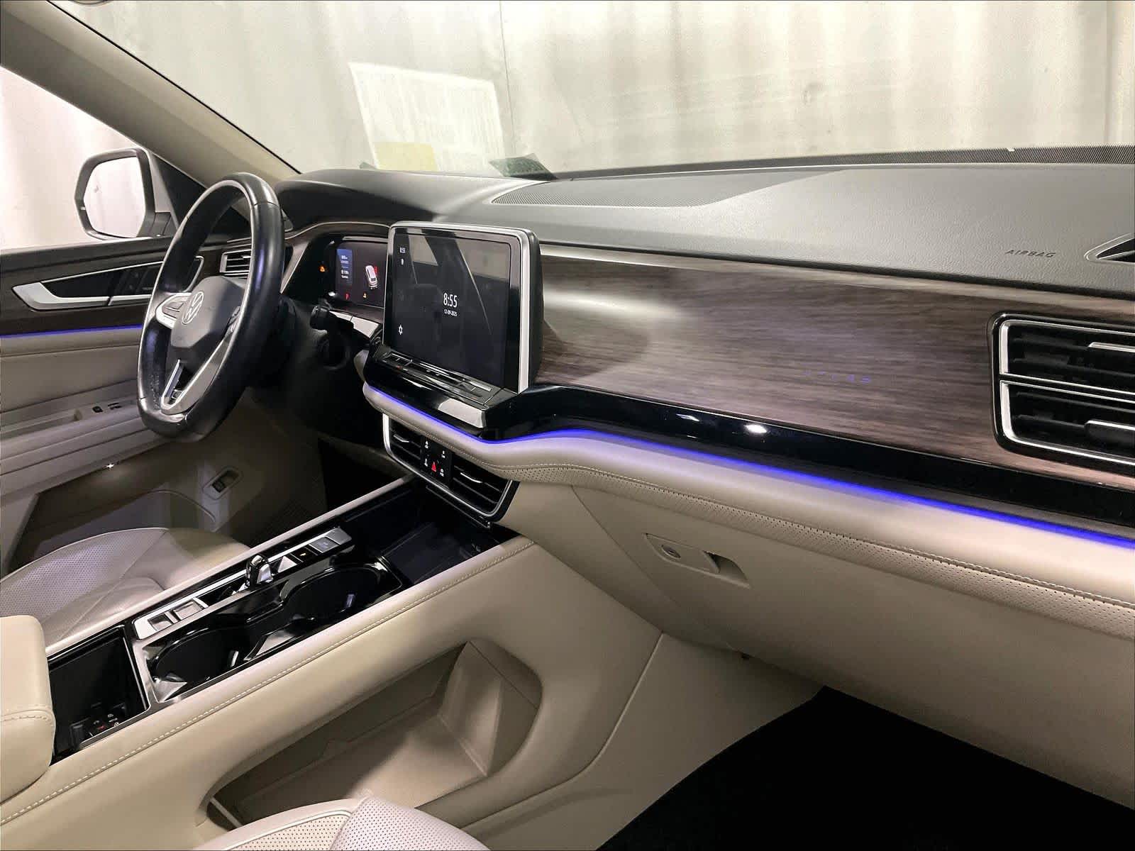 2024 Volkswagen Atlas 2.0T SEL Premium R-Line - Photo 14