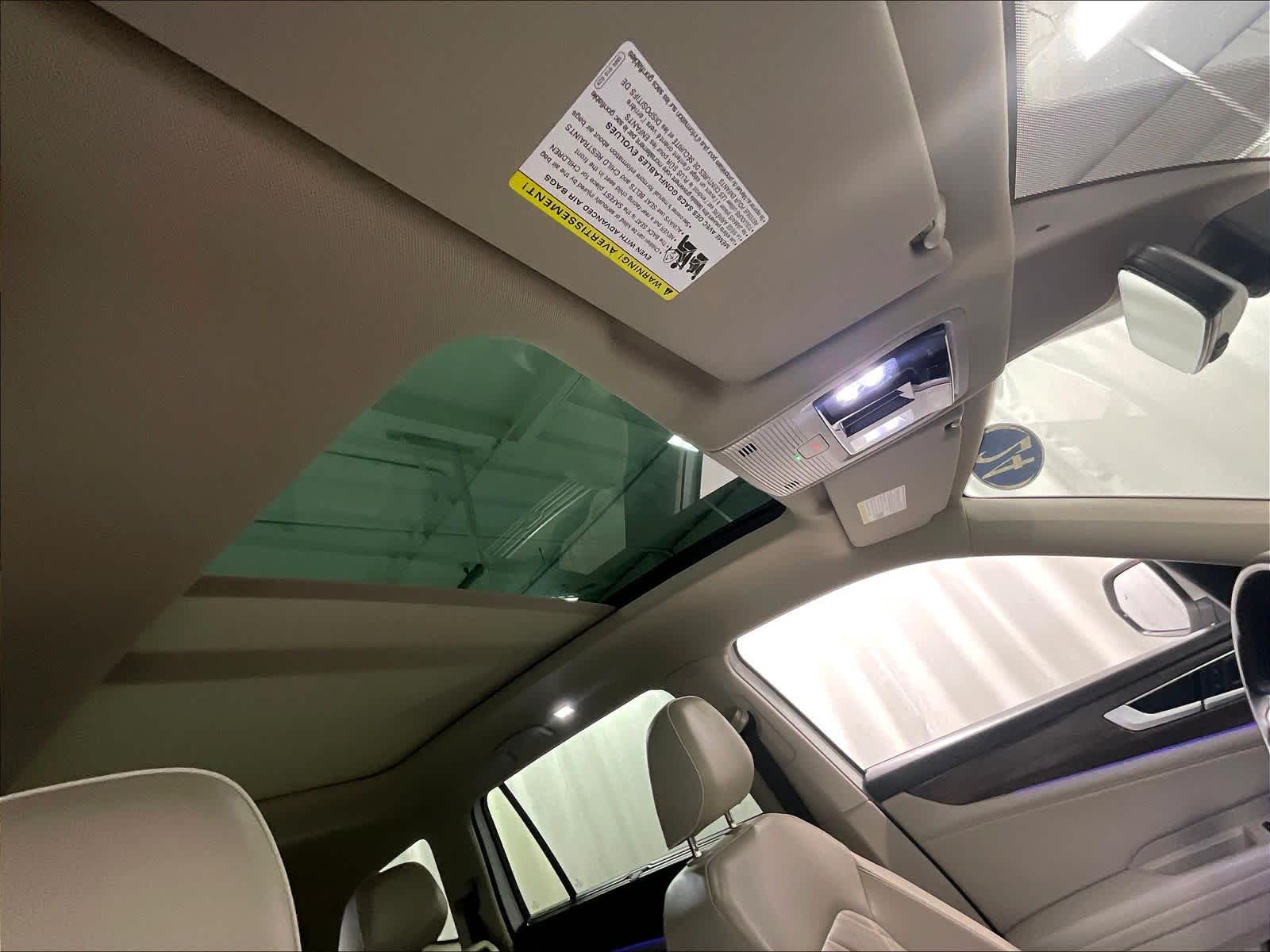 2024 Volkswagen Atlas 2.0T SEL Premium R-Line - Photo 23