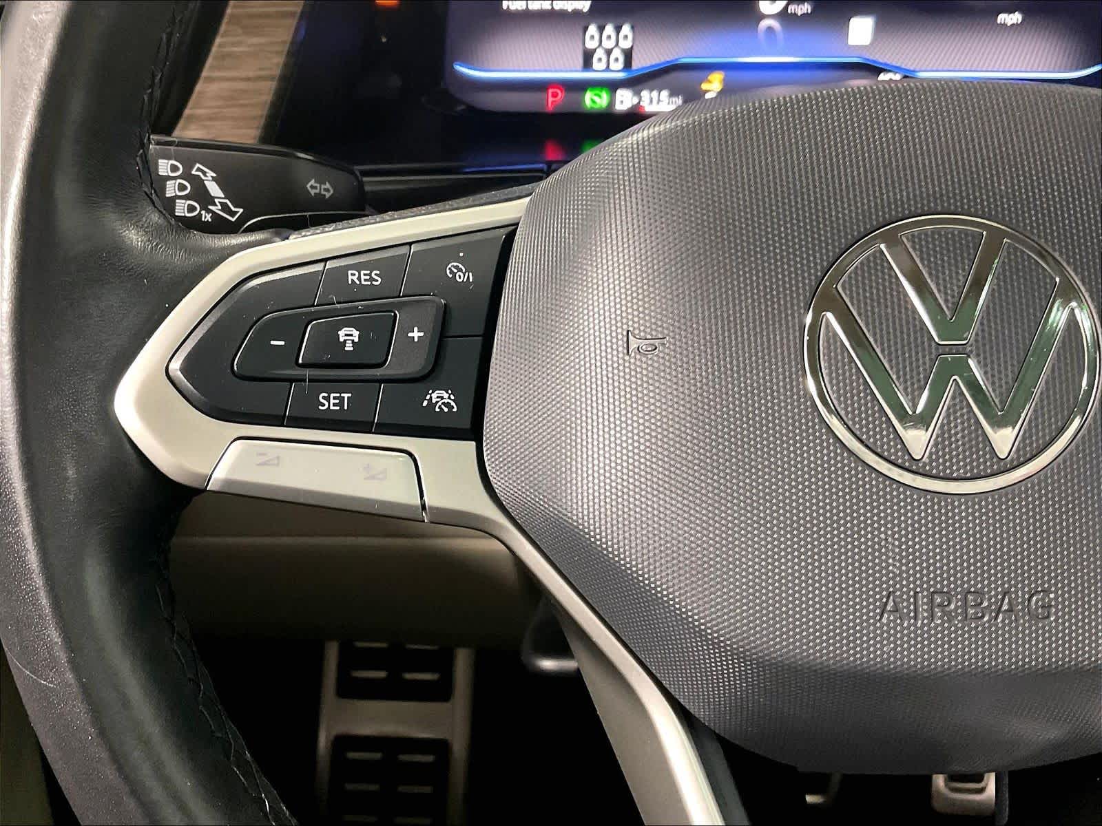 2024 Volkswagen Atlas 2.0T SEL Premium R-Line - Photo 24