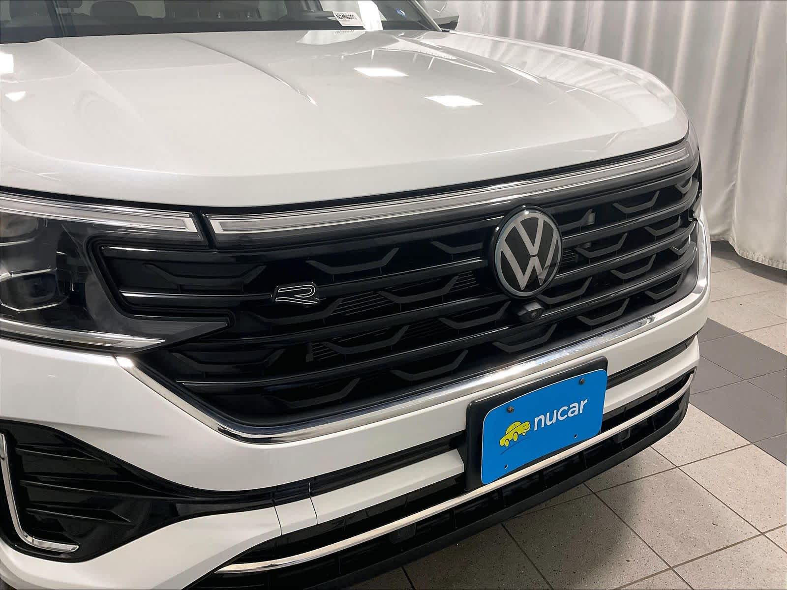 2024 Volkswagen Atlas 2.0T SEL Premium R-Line - Photo 33