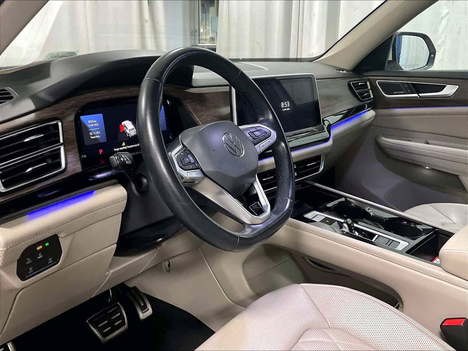 2024 Volkswagen Atlas 2.0T SEL Premium R-Line - Photo 8