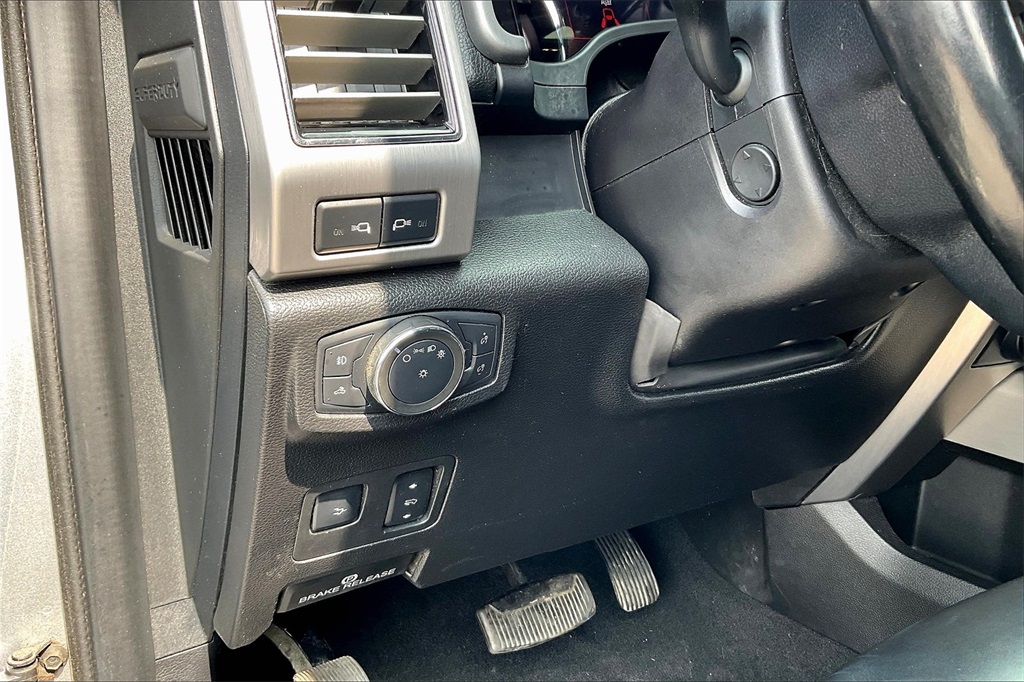 2020 Ford F-450SD Platinum - Photo 26